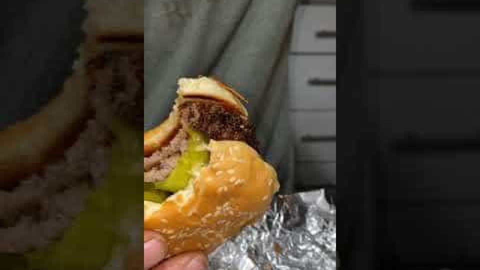 Hamburger With a Hairy Surprise - Buzz Videos