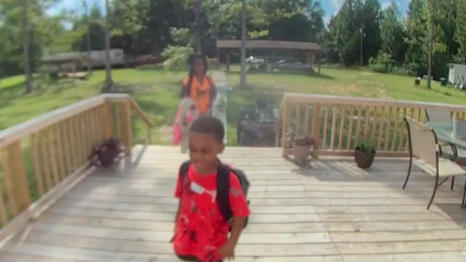 Sister Teaches Her Brother How To Stick Up For Himself - Buzz Videos