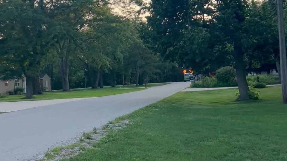 The Mullet Machine Does A Wheelie - Buzz Videos